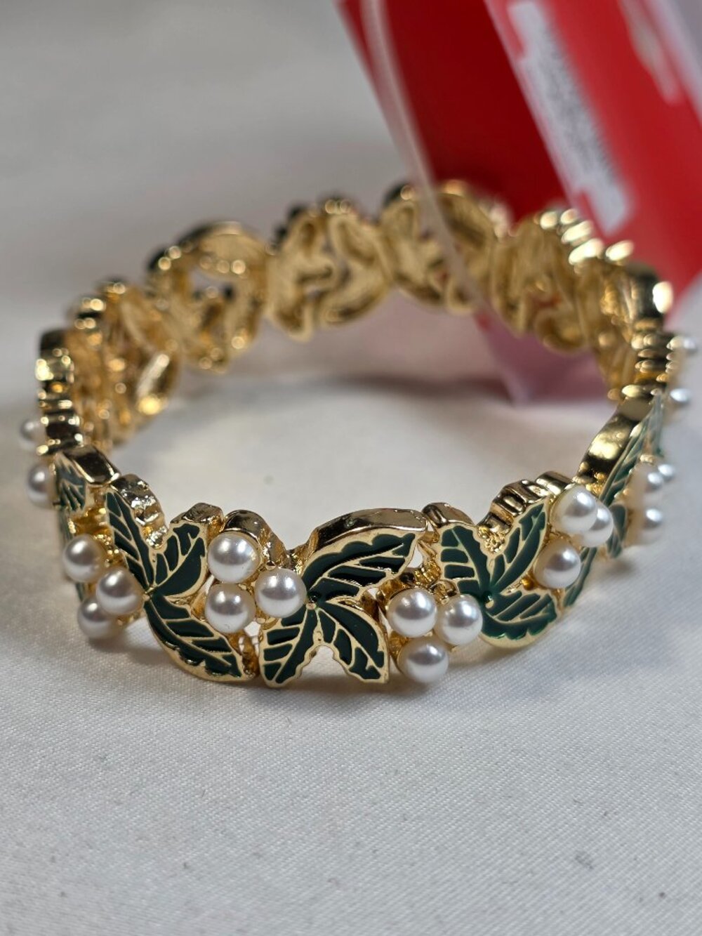 Holiday Lane Gold Tone Holly Stretch Bracelet Green Enamel Faux Pearl Christmas